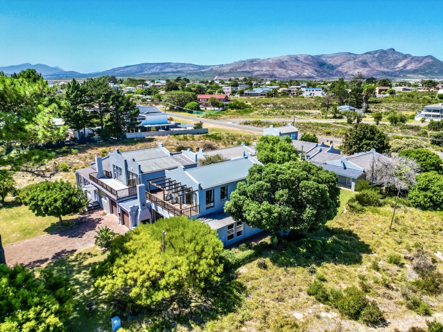 4 Bedroom Property for Sale in Fisherhaven Western Cape